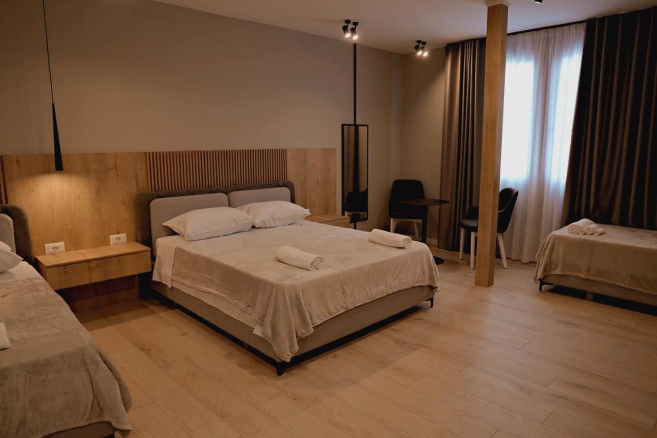 Sol Hotel Shkodër Dış mekan fotoğraf