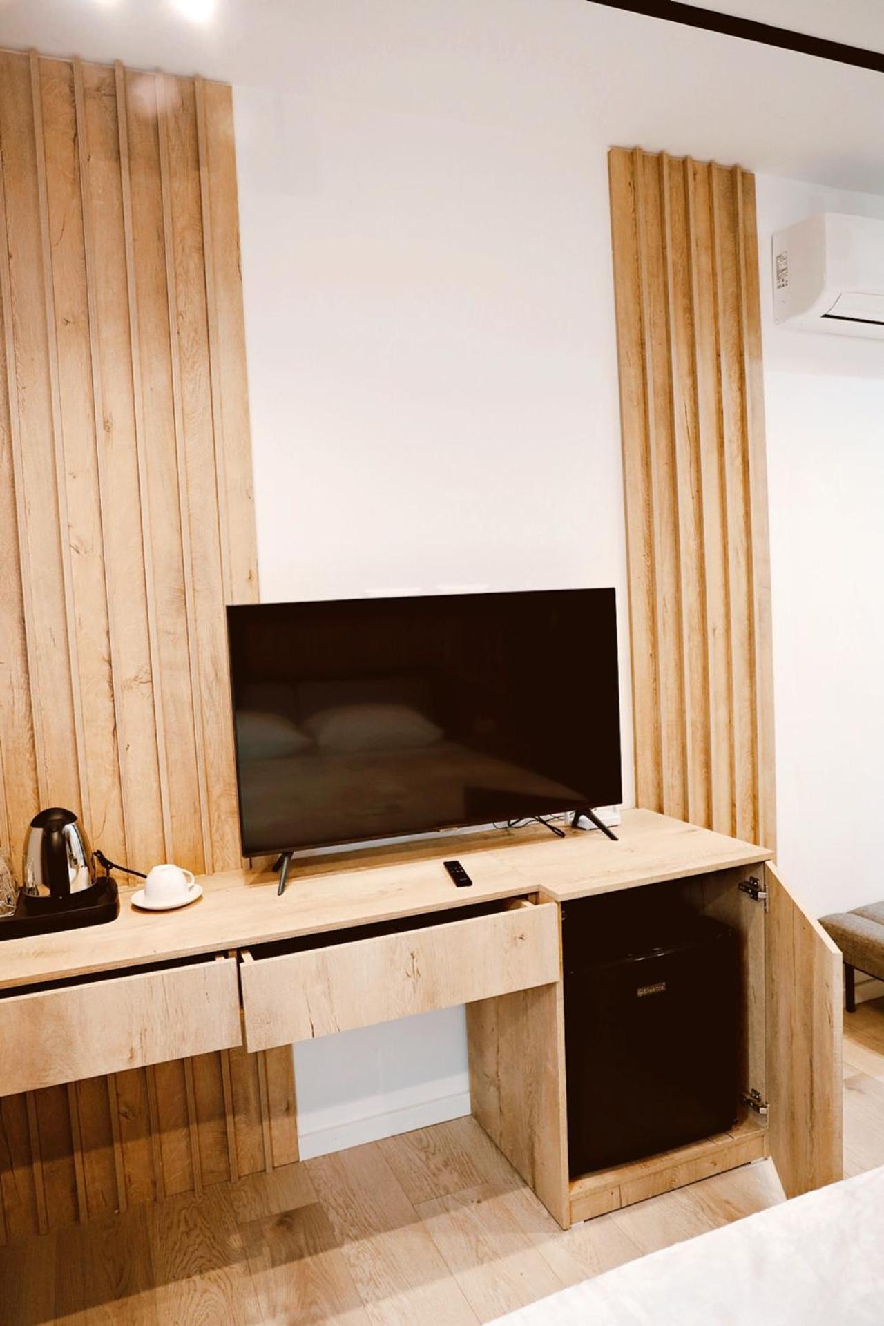 Sol Hotel Shkodër Dış mekan fotoğraf