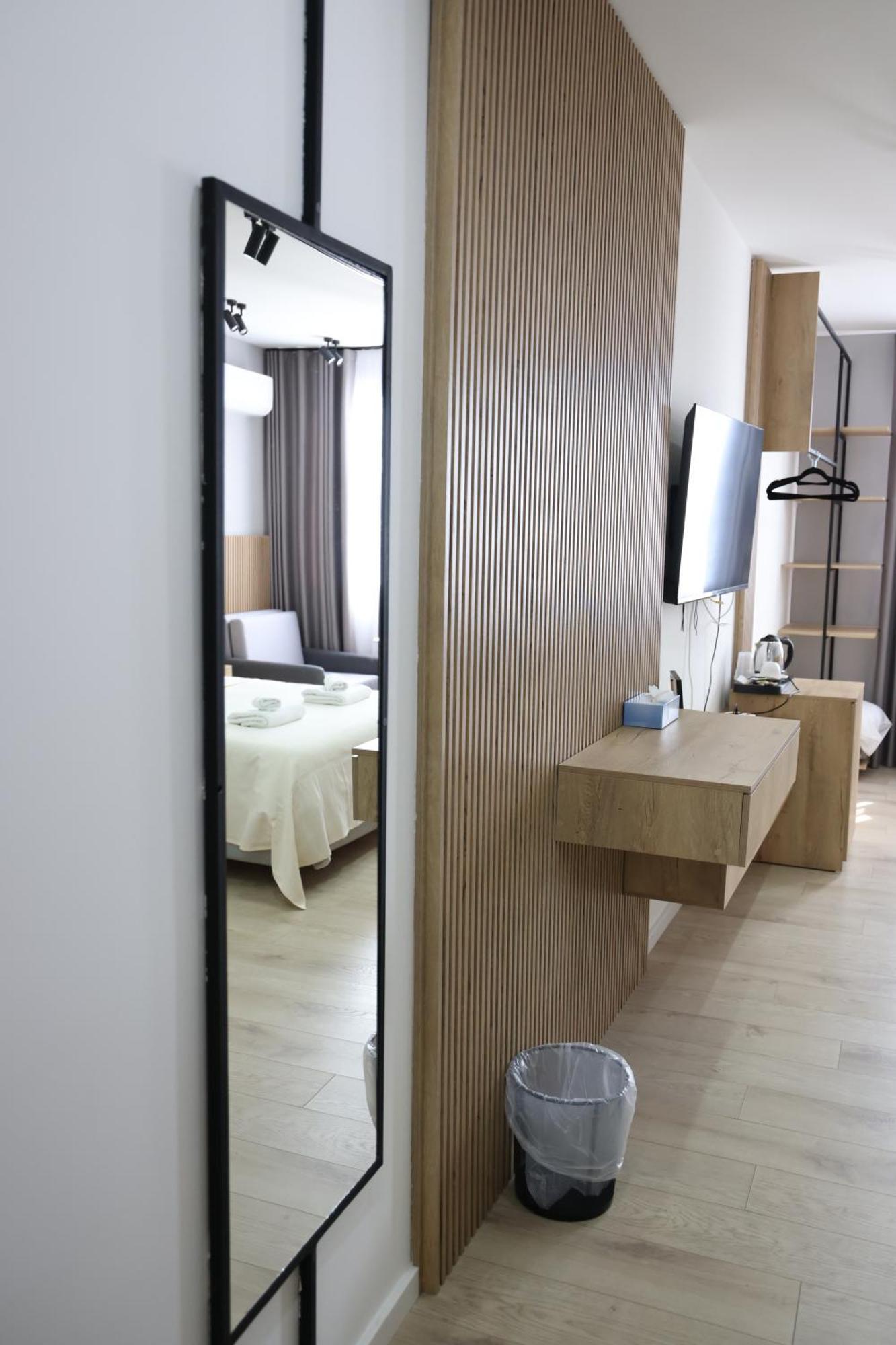 Sol Hotel Shkodër Dış mekan fotoğraf