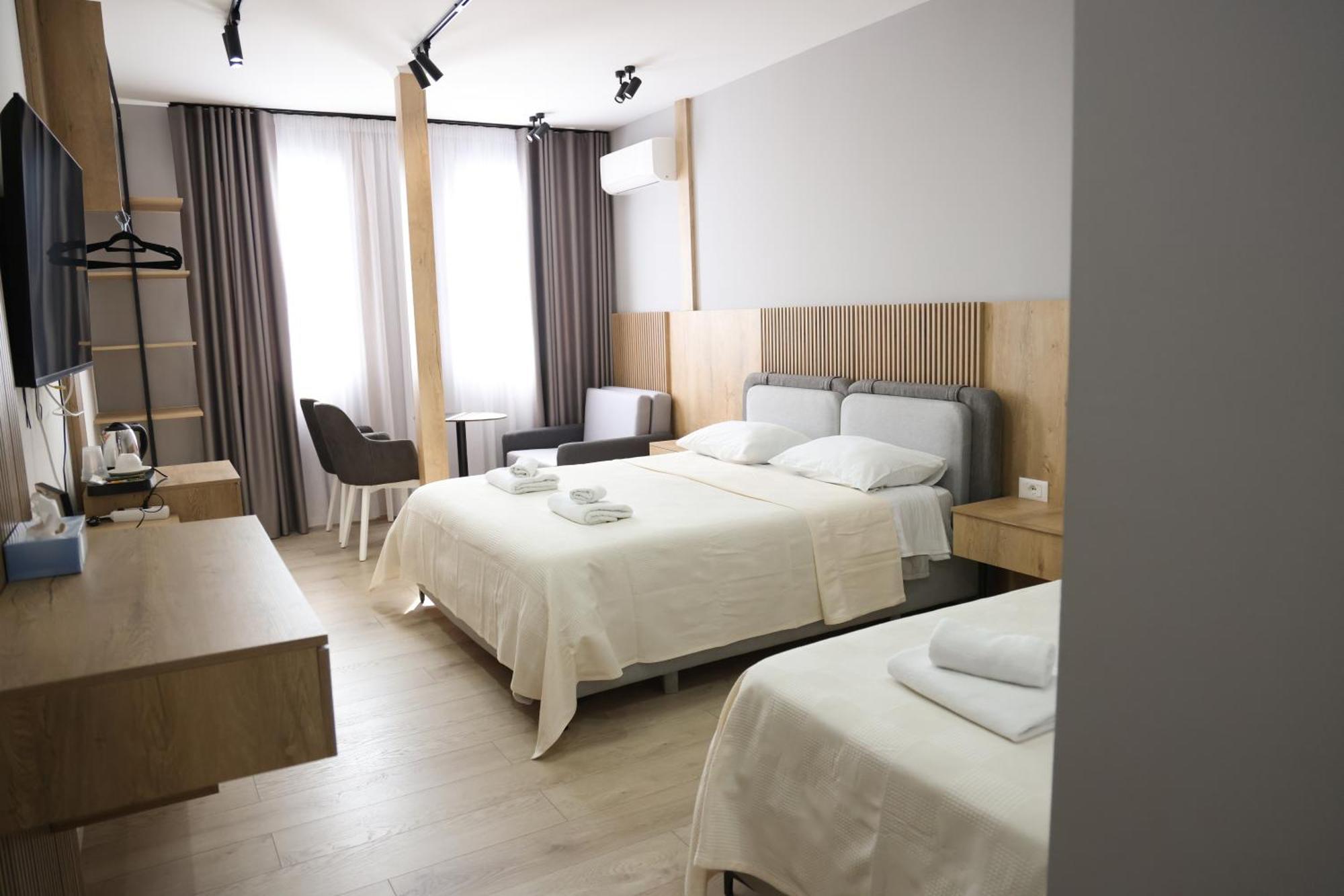 Sol Hotel Shkodër Dış mekan fotoğraf