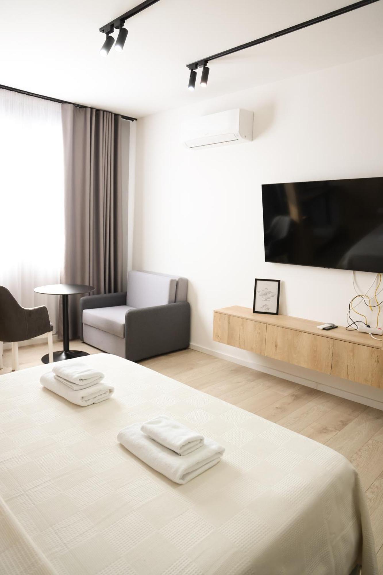 Sol Hotel Shkodër Dış mekan fotoğraf
