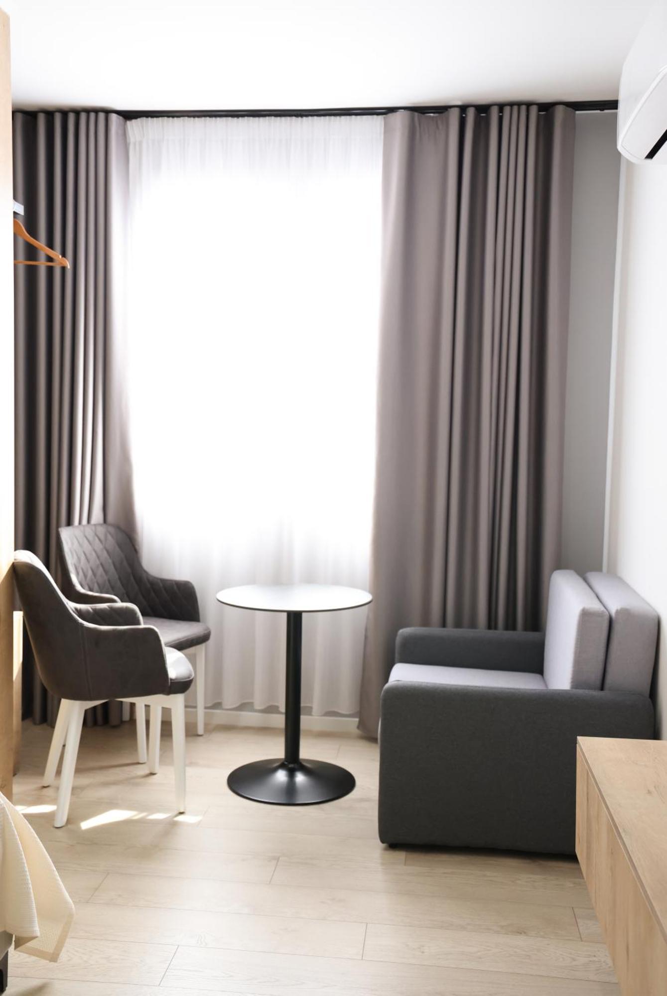 Sol Hotel Shkodër Dış mekan fotoğraf