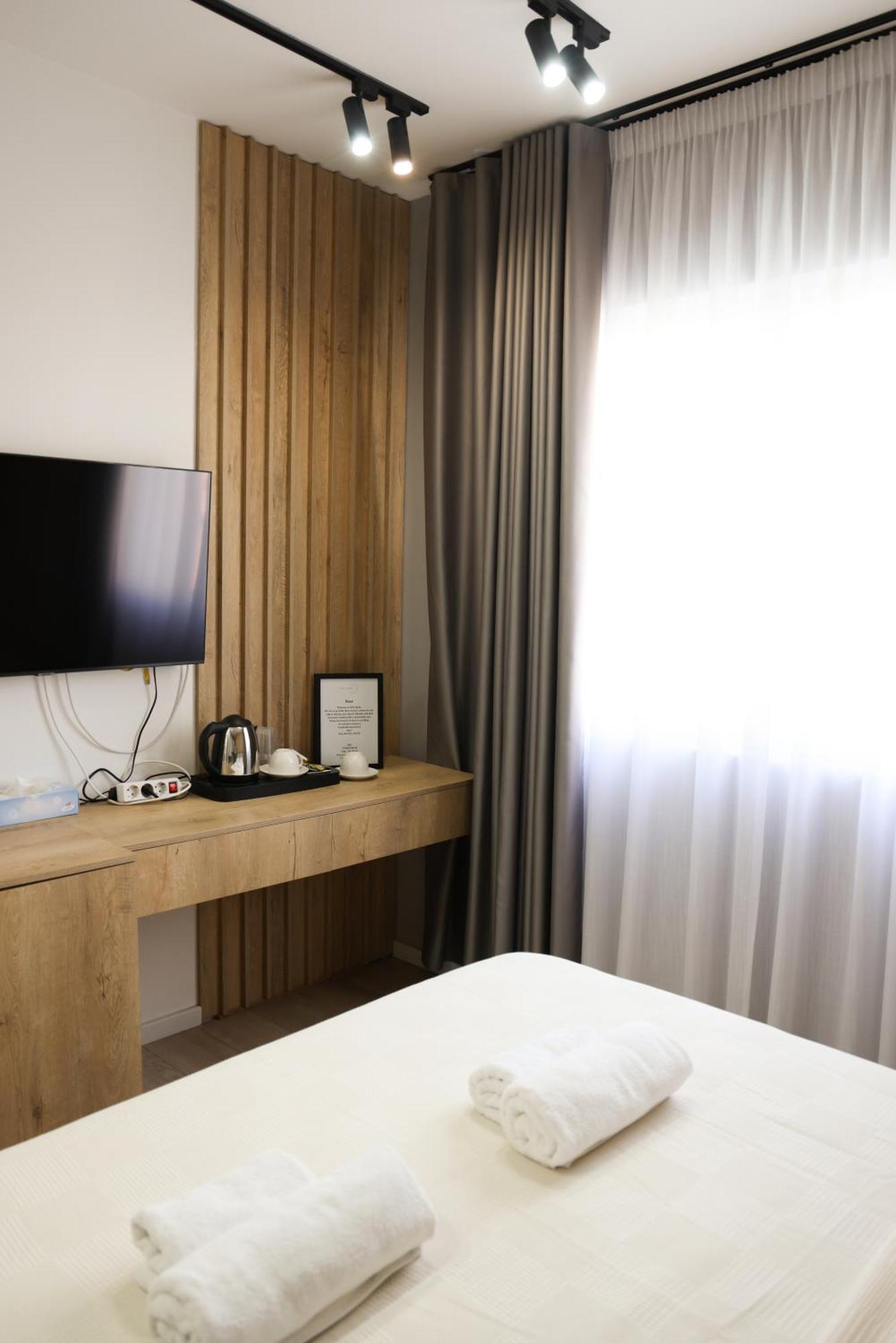 Sol Hotel Shkodër Dış mekan fotoğraf